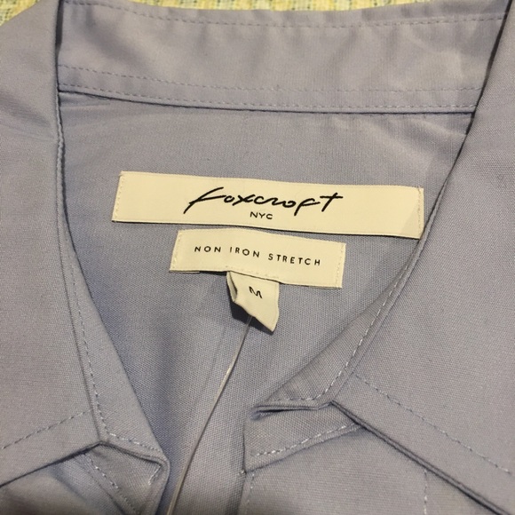 FoxCroft NYC Women’s stretch Poplin Shirt NEW Sz M Blue Button Easy care No iron - Picture 3 of 7